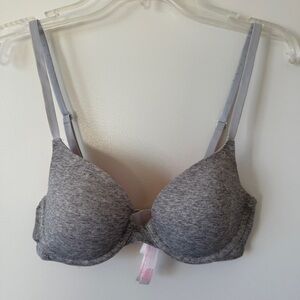 Victoria’s Secret Pink Wear Everywhere T-Shirt Lightly Lined Bra 32B Gray Grey
